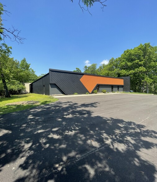 More Photos Of 6101 Webster St, Dayton Warehouse For Lease
