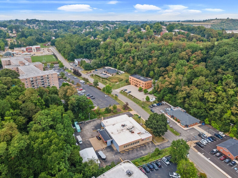 More Photos Of 520 E Bruceton Rd, Pittsburgh Freestanding For Sale