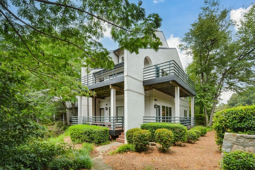 More Photos Of 1820 The Exchange SE, Atlanta Office For Sale