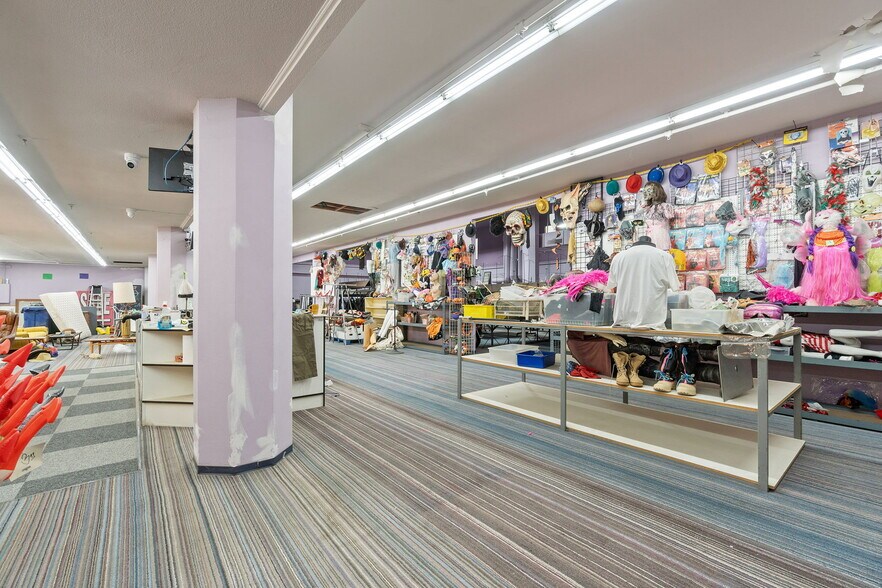 More Photos Of 755 Van Ness Ave, Fresno Unknown For Lease