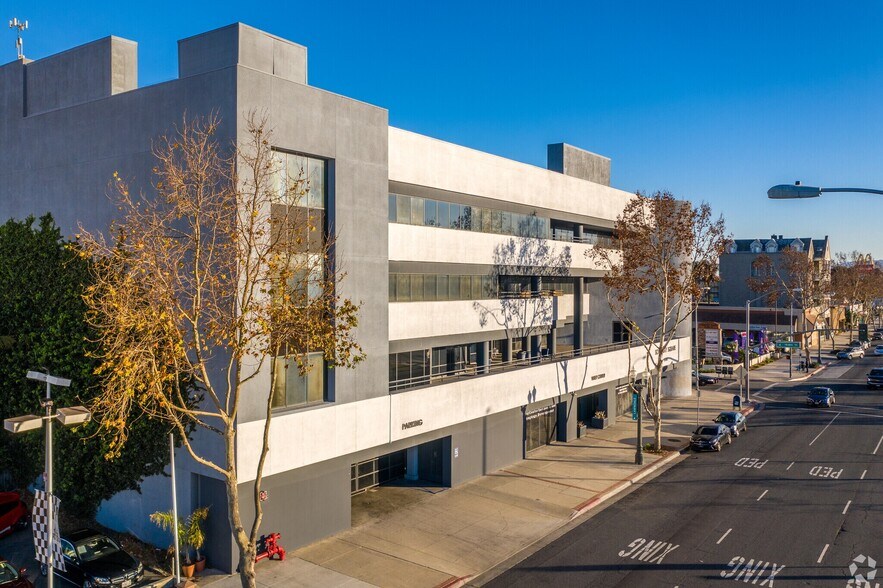 More Photos Of 15342 Hawthorne Blvd, Lawndale Loft Creative Space For Lease