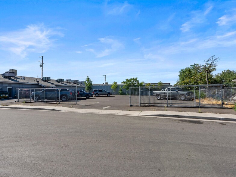 More Photos Of 301-309 S Kietzke Ln, Reno General Retail For Sale