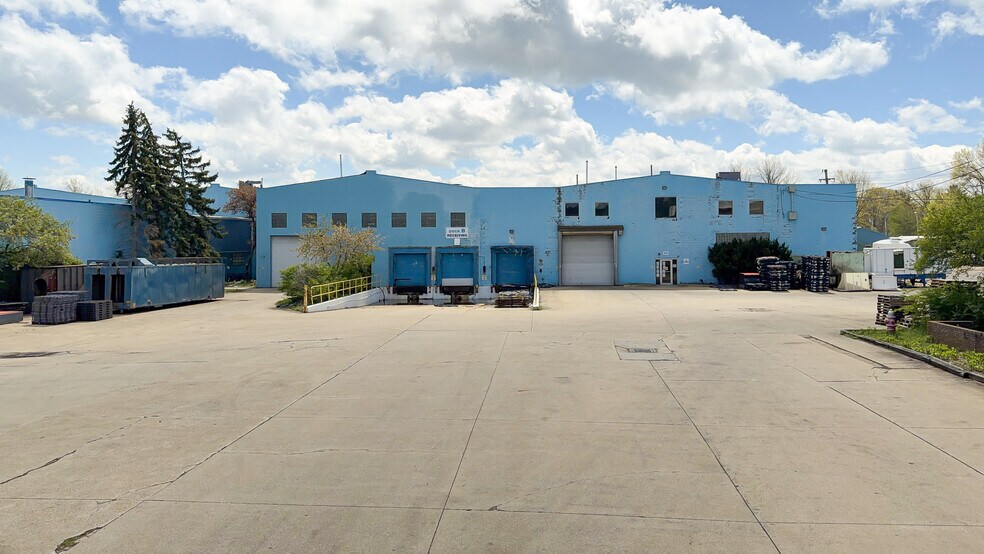 More Photos Of 8525 Clinton Rd, Brooklyn Warehouse For Sale