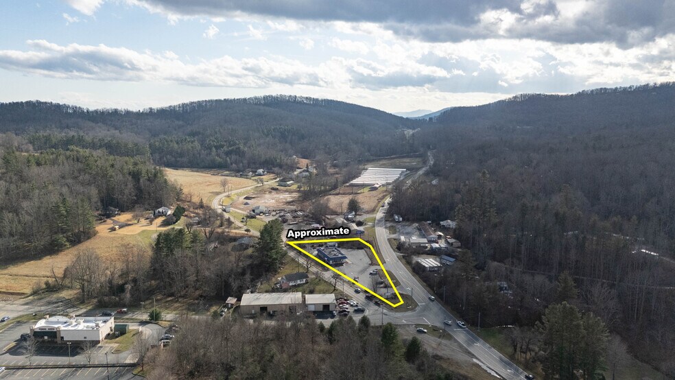 More Photos Of 14109 Highway 226 S, Spruce Pine General Retail For Sale