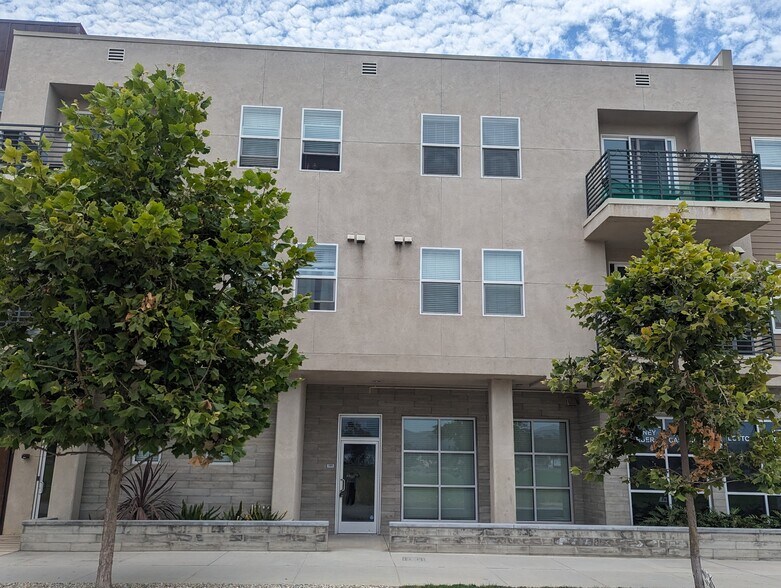 Primary Photo Of 11114 Darling Rd, Ventura Apartments For Lease