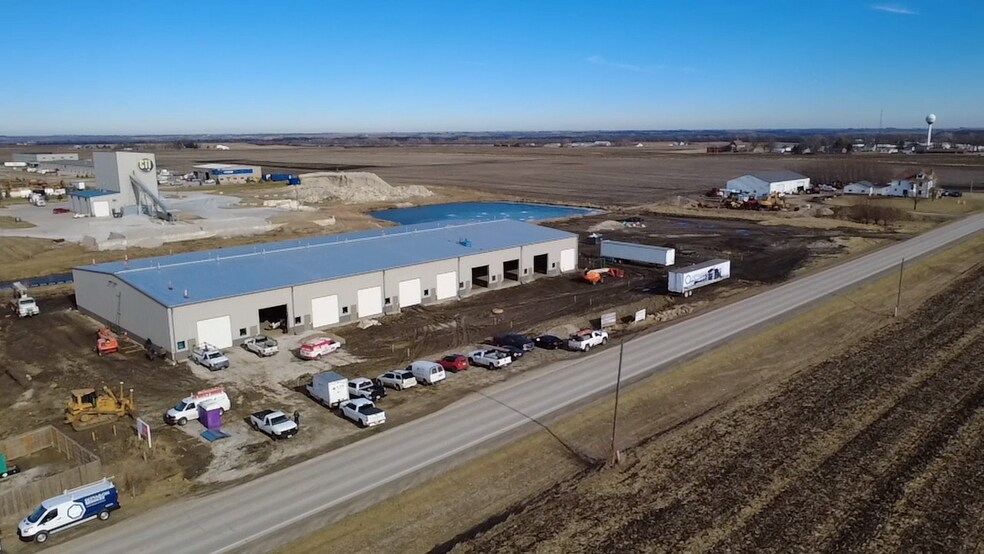 More Photos Of 1310 W Walnut St, Elkhart, IA 50073, Elkhart Distribution For Lease