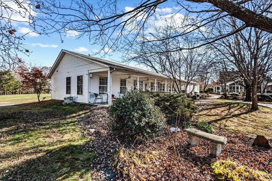 More Photos Of 115 E Broaddus Ave, Bowling Green Apartments For Sale