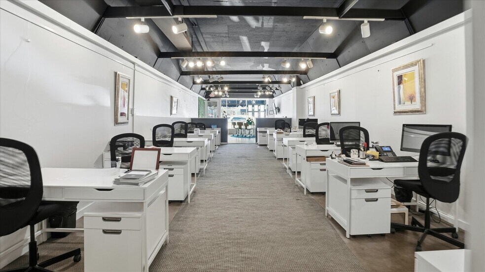 More Photos Of 77-79 Main St, Northport Storefront For Lease