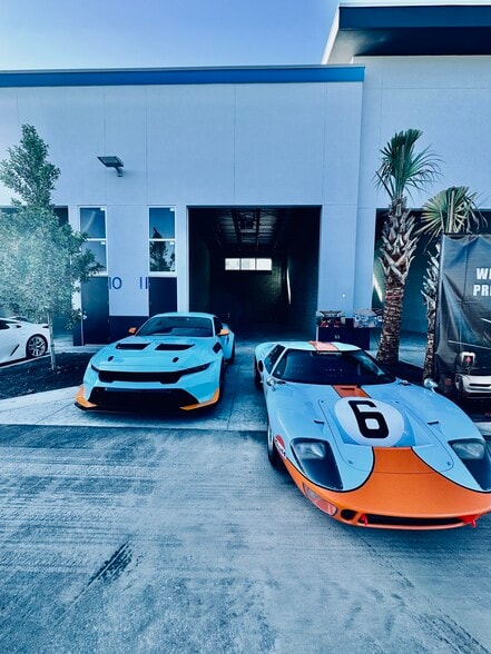 Primary Photo Of 15375 Corporate Rd N, Jupiter Industrial For Sale