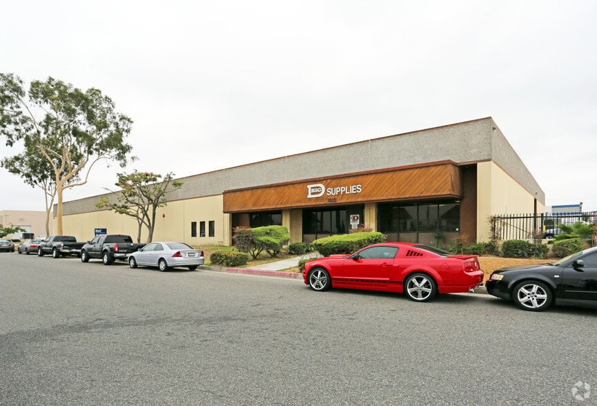 More Photos Of 7412 Anaconda Ave, Garden Grove Warehouse For Lease