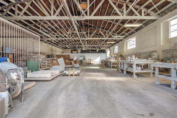 More Photos Of 22593 S Western Ave, Torrance Manufacturing For Sale