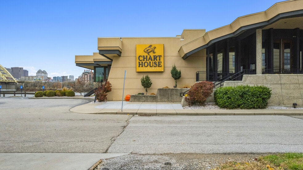 More Photos Of 405 Riverboat Row, Newport Restaurant For Sale