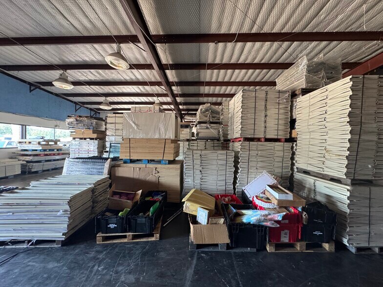 More Photos Of 7823 Highway 155, Coffee City Freestanding For Sale