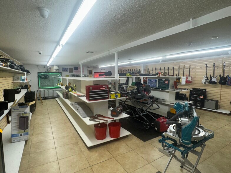 More Photos Of 2054 Gulf to Bay Blvd, Clearwater Unknown For Lease