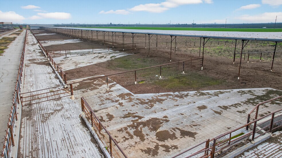 More Photos Of 23388 Road 180, Lindsay Land For Sale