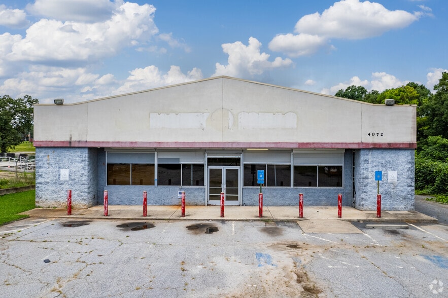 More Photos Of 4072 Glenwood Rd, Decatur Freestanding For Lease