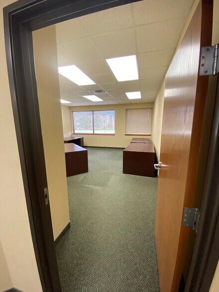 More Photos Of 3370 E Jolly Rd, Lansing Office Residential For Sale