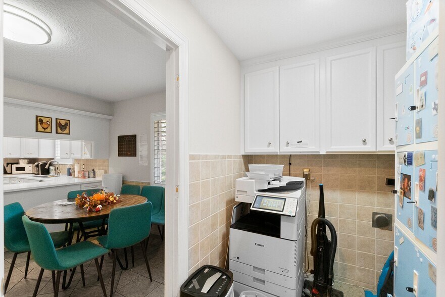 More Photos Of 1824 Sawdust Rd, The Woodlands Medical For Sale