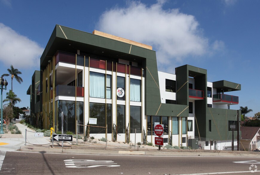 More Photos Of 811 25th St, San Diego Apartments For Lease