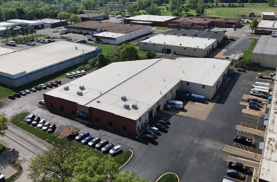More Photos Of 3555-3565 Scarlet Oak Blvd, Kirkwood Warehouse For Sale