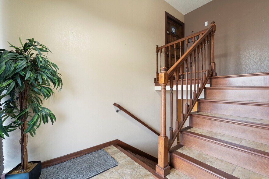 More Photos Of 4390 N Academy Blvd, Colorado Springs Medical For Lease