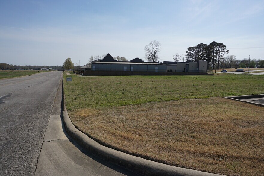 More Photos Of Browns Lane, Jonesboro Land For Sale