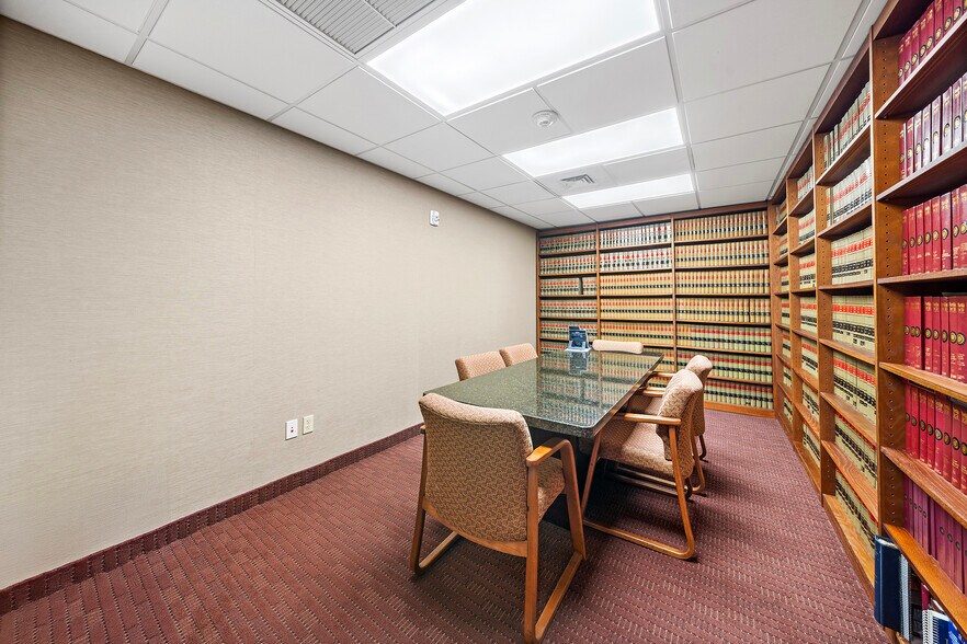 More Photos Of 420 S Dixie Hwy, Coral Gables Loft Creative Space For Sale