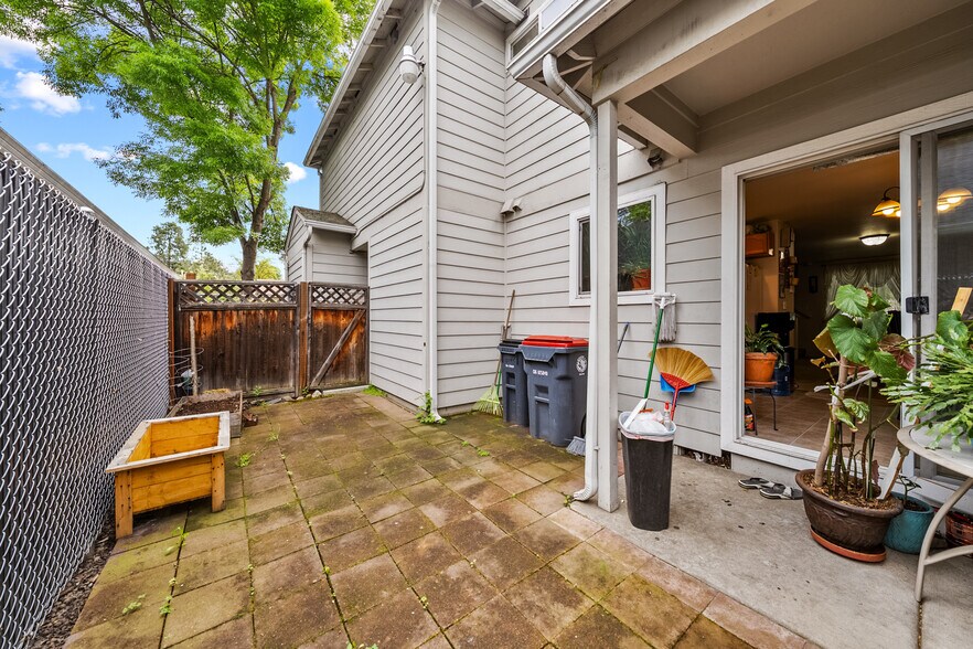 More Photos Of 139 Almond St, Medford Apartments For Sale