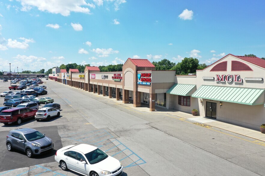 More Photos Of 3620-3700 S East St, Indianapolis Unknown For Lease