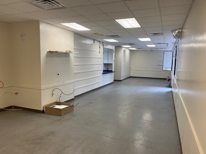 More Photos Of 915 Sand Lake Rd, Altamonte Springs Restaurant For Sale