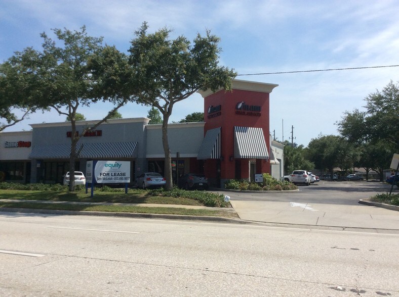 Primary Photo Of 3942 Tyrone Blvd N, Saint Petersburg General Retail For Lease