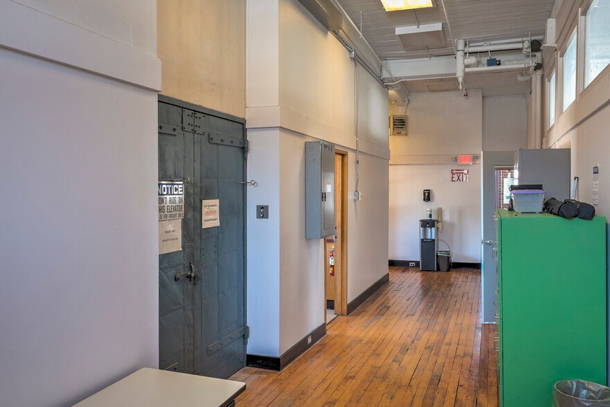 More Photos Of 96 Congress St, Keene Refrigeration Cold Storage For Sale