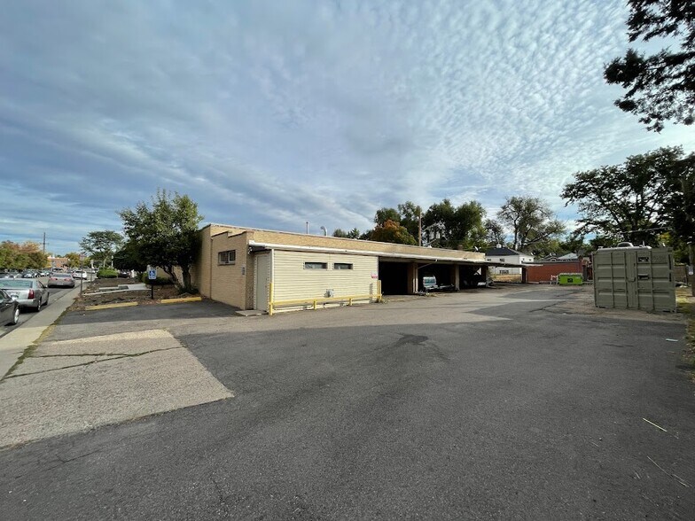 More Photos Of 1340 - 1340 Leyden St, Denver Office For Sale
