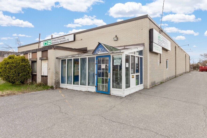 More Photos Of 7 Enterprise Ave, Ottawa Warehouse For Lease