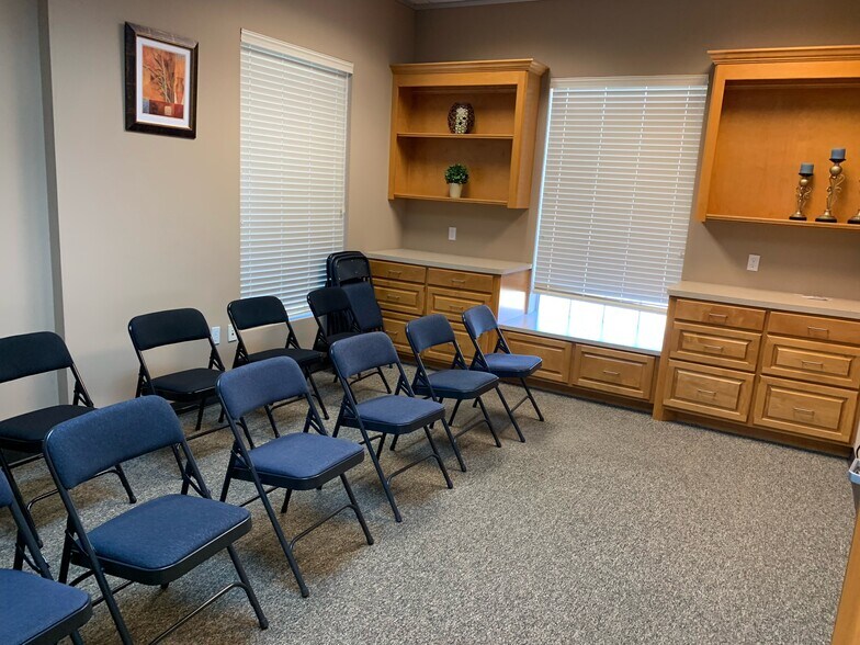 More Photos Of 14729 Highway 105 W, Montgomery Medical For Lease