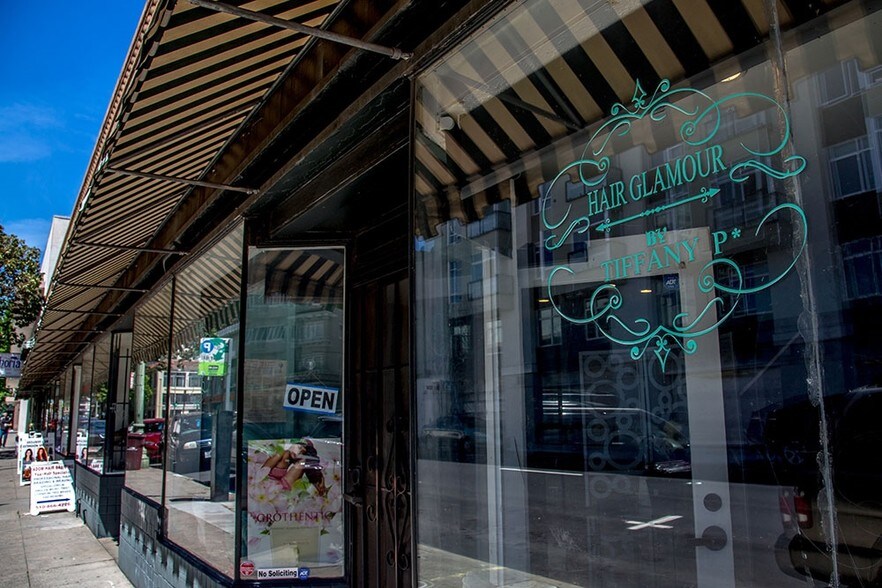 More Photos Of 300-320 17th St, Oakland Freestanding For Lease