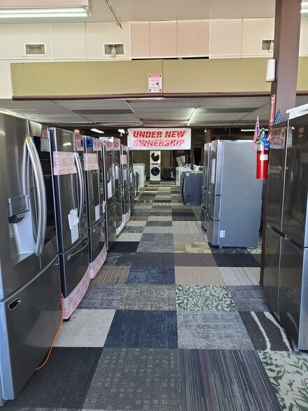 More Photos Of 396 Midland Ave, Garfield General Retail For Lease