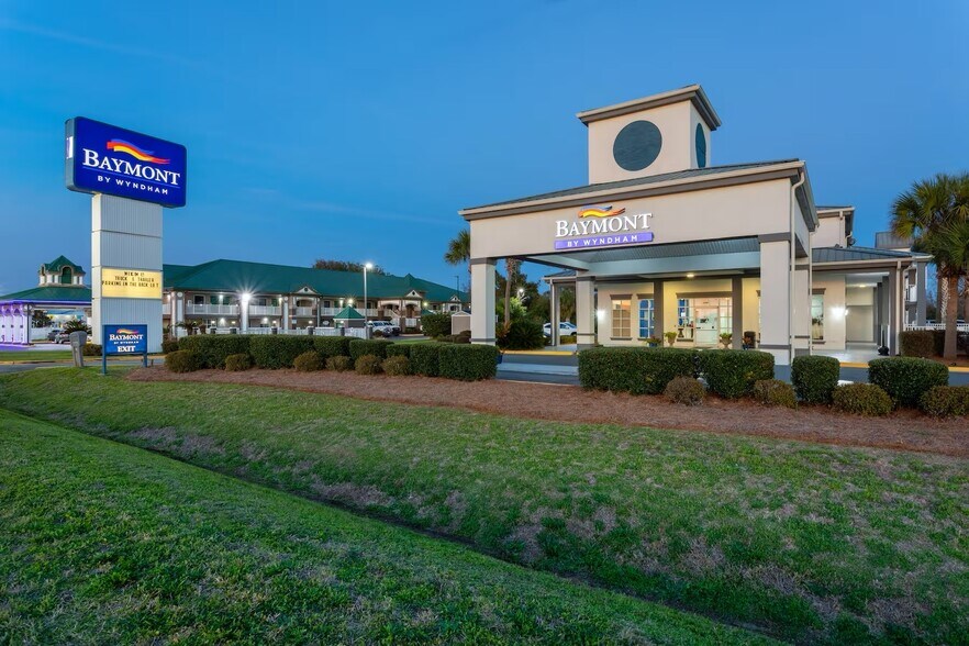 More Photos Of 2222 Highway 71, Marianna Hotel For Sale