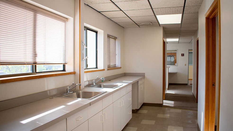 More Photos Of 335 South Boulder Rd, Louisville Medical For Lease
