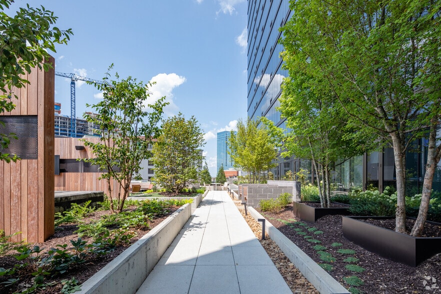 More Photos Of 800 19th Ave South, Nashville Coworking Space