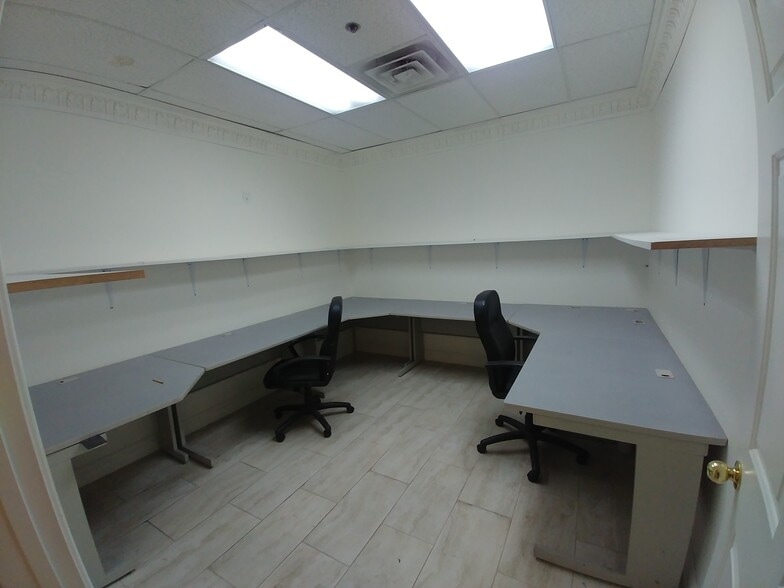 More Photos Of 6950 Via Olivero Ave, Las Vegas Office For Sale