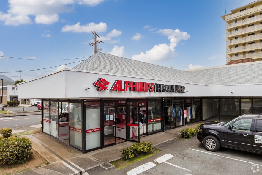 More Photos Of 340 Kuulei Rd, Kailua Freestanding For Lease