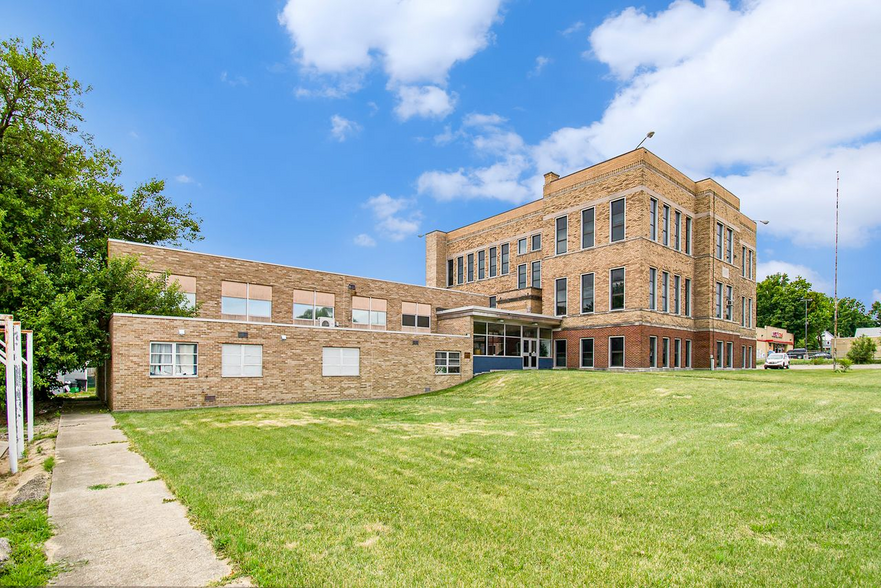 Primary Photo Of 485 SW Capital Ave, Battle Creek Religious Facility For Sale