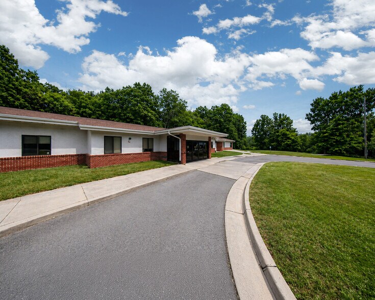 Primary Photo Of 1702 Nc Highway 86 N, Yanceyville Medical For Lease