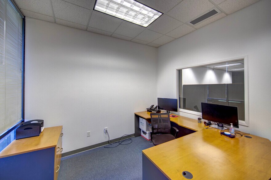 More Photos Of 1065 Marauder St, Chico Manufacturing For Lease