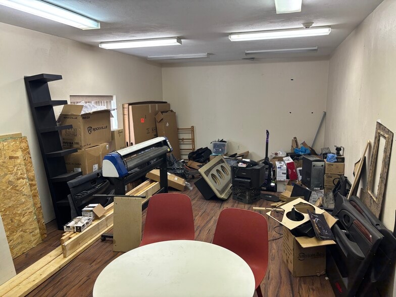 More Photos Of 1422 Frey Road, Pittsburgh Warehouse For Sale