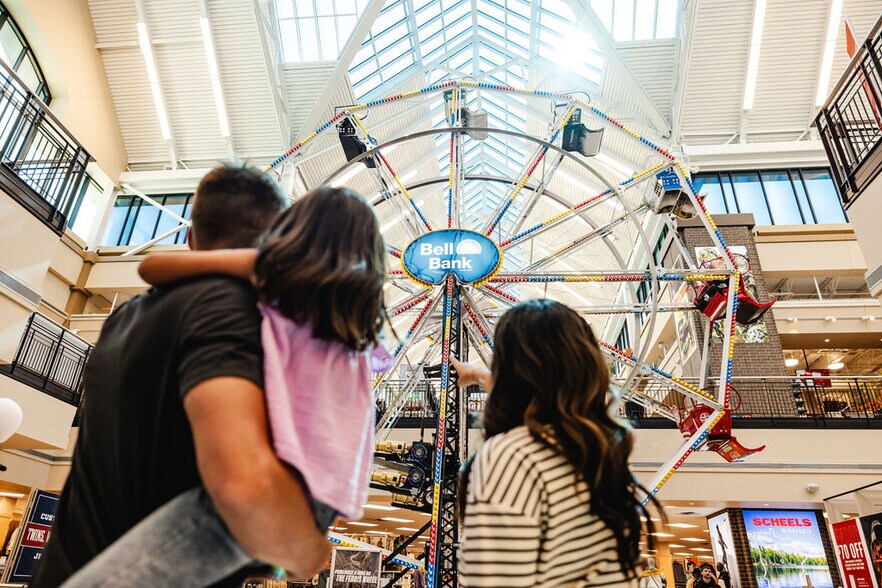 More Photos Of 8251 Flying Cloud Dr, Eden Prairie Unknown For Lease