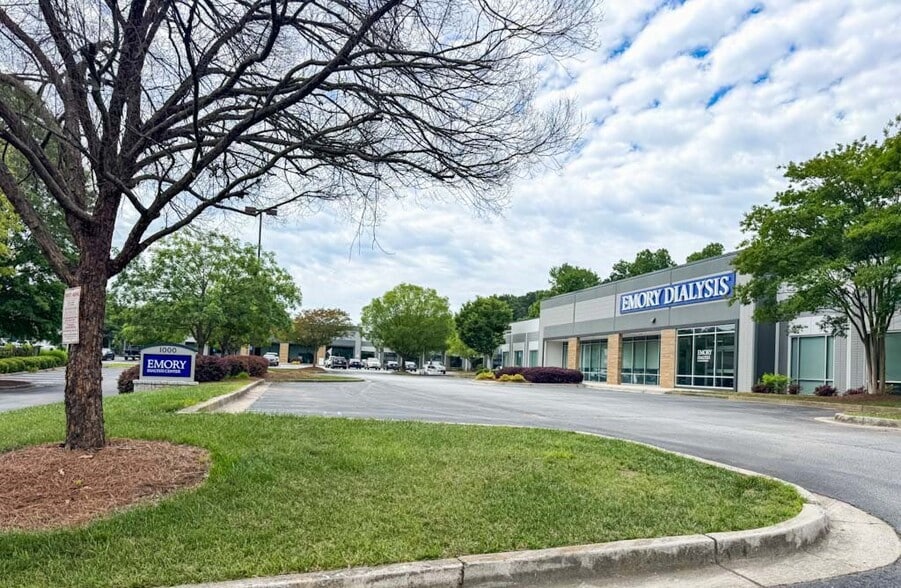 More Photos Of 3800 Camp Creek Pky SW, Atlanta Unknown For Lease