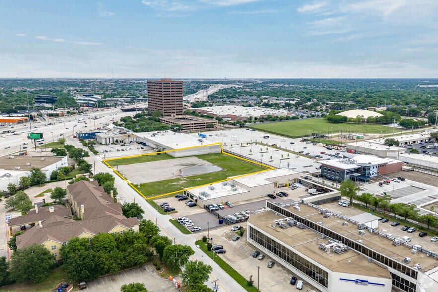 More Photos Of 9200 Markville Dr, Dallas Land For Lease