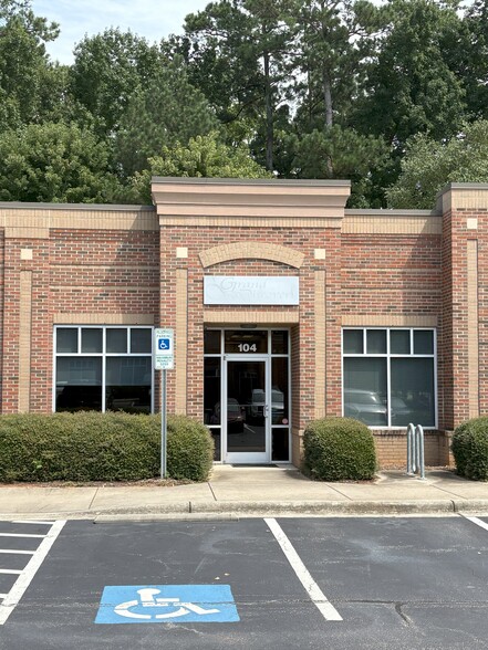 More Photos Of 455 Swiftside Dr, Raleigh Office For Lease
